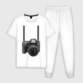 Мужская пижама хлопок с принтом Фотоаппарат на шее в Тюмени, 100% хлопок | брюки и футболка прямого кроя, без карманов, на брюках мягкая резинка на поясе и по низу штанин
 | Тематика изображения на принте: прикольные | рисунок | турист | фотоаппарат