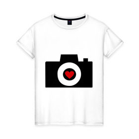 Женская футболка хлопок с принтом Фотоаппарат с сердцем в Тюмени, 100% хлопок | прямой крой, круглый вырез горловины, длина до линии бедер, слегка спущенное плечо | foto | photo | камера | объектив | сердечко | сердце | снимать | снимок | съемка | фотик | фото | фотоапарат | фотоаппарат | фотограф | фотокамера