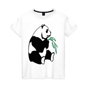 Женская футболка хлопок с принтом Панда и бамбук в Тюмени, 100% хлопок | прямой крой, круглый вырез горловины, длина до линии бедер, слегка спущенное плечо | бамбук | животные | панда ест бамбук | панда и бамбук