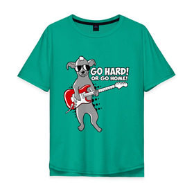 Мужская футболка хлопок Oversize с принтом Собака с гитарой (Go hard or go home) в Тюмени, 100% хлопок | свободный крой, круглый ворот, “спинка” длиннее передней части | Тематика изображения на принте: гитара