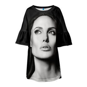 Детское платье 3D с принтом Анжелина Джоли в Тюмени, 100% полиэстер | прямой силуэт, чуть расширенный к низу. Круглая горловина, на рукавах — воланы | Тематика изображения на принте: angelina jolie | американская актриса | анжелина джоли | режиссёр | фотомодель | ценарист
