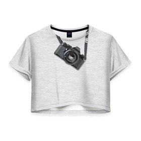 Женская футболка 3D укороченная с принтом Фотоаппарат на груди в Тюмени, 100% полиэстер | круглая горловина, длина футболки до линии талии, рукава с отворотами | camera | зеркалка | камера | фотик | фото | фотоаппарат | фотографировать