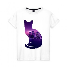 Женская футболка хлопок с принтом кошка город в Тюмени, 100% хлопок | прямой крой, круглый вырез горловины, длина до линии бедер, слегка спущенное плечо | вода | город | залив | здания | киса | кот | кошка | огни | розовый | фиолетовый
