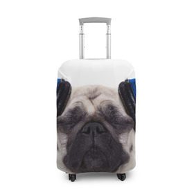 Чехол для чемодана 3D с принтом Мопс в наушниках в Тюмени, 86% полиэфир, 14% спандекс | двустороннее нанесение принта, прорези для ручек и колес | Тематика изображения на принте: дворняжка | домашние животные | любимец | мопс | пес | песик | питомец | собака | собачка