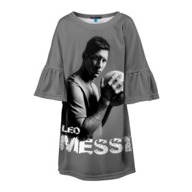 Детское платье 3D с принтом Leo Messi в Тюмени, 100% полиэстер | прямой силуэт, чуть расширенный к низу. Круглая горловина, на рукавах — воланы | Тематика изображения на принте: barcelona | spanish | аргентина | барселона | испания | лео | месси | мяч | футбол | футболист