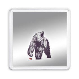 Магнит 55*55 с принтом Медведь наступил на лего в Тюмени, Пластик | Размер: 65*65 мм; Размер печати: 55*55 мм | Тематика изображения на принте: зверь | косолапый | лего | медведь | мишка | рев