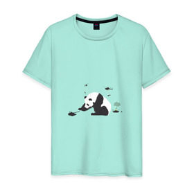 Мужская футболка хлопок с принтом Армия против панды в Тюмени, 100% хлопок | прямой крой, круглый вырез горловины, длина до линии бедер, слегка спущенное плечо. | бамбук | бой | бомбы | вертолет | взрывы | война | животное | красная книга | кунгфу | медведь | мишка | панда | снаряды | солдат | танк | япония