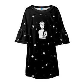 Детское платье 3D с принтом Чай Космос в Тюмени, 100% полиэстер | прямой силуэт, чуть расширенный к низу. Круглая горловина, на рукавах — воланы | Тематика изображения на принте: звезды | корабль | космонавт | кофе | мужчина | небо | ночь | парень | черно белый | эмоции