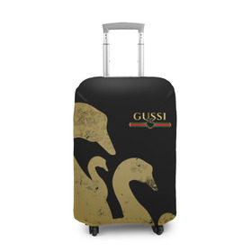 Чехол для чемодана 3D с принтом GUSSI GOLD в Тюмени, 86% полиэфир, 14% спандекс | двустороннее нанесение принта, прорези для ручек и колес | Тематика изображения на принте: fasion | gold | gucci | gussi | trend | гусси | гуччи | золото | золотой | мода | одежда | тренд | тренды