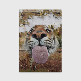 Обложка для паспорта матовая кожа с принтом Тигр показывает язык в Тюмени, натуральная матовая кожа | размер 19,3 х 13,7 см; прозрачные пластиковые крепления | Тематика изображения на принте: голова | животные | кот | кошка | лев | лицо | прикол | прикольные | природа | смешные 
 животные | тигр | тигрица | юмор | язык
