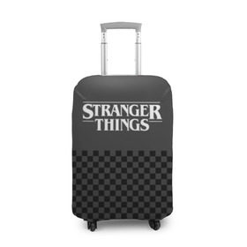 Чехол для чемодана 3D с принтом STRANGER THINGS Gray в Тюмени, 86% полиэфир, 14% спандекс | двустороннее нанесение принта, прорези для ручек и колес | Тематика изображения на принте: 11 | 3 сезон | eleven | logo | netflix | stranger | things | дела | крайне | лого | логотип | одинадцать | одиннадцать | очень | события | странные | стренджер
