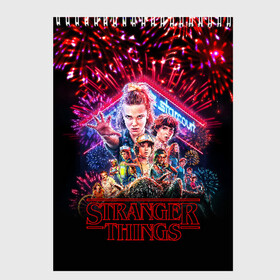 Скетчбук с принтом STRANGER THINGS - 3 Сезон в Тюмени, 100% бумага
 | 48 листов, плотность листов — 100 г/м2, плотность картонной обложки — 250 г/м2. Листы скреплены сверху удобной пружинной спиралью | 011 | down | eleven | netflix | season | series | strange | stranger | things | upside | дела | дина | загадочные | монстр | монстры | одиннадцать | очень | сезон | сериал | сериалы | события | странные | ужасы