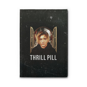 Обложка для автодокументов с принтом THRILL PILL - Грустная Песня в Тюмени, натуральная кожа |  размер 19,9*13 см; внутри 4 больших “конверта” для документов и один маленький отдел — туда идеально встанут права | Тематика изображения на принте: fuelle | logo | music | noir | pil | pill | rap | raper | symbol | thril | thrill | tril | trill | дамб | лого | музыка | пил | пилл | рэп | рэппер | сам | символ | трил | трилл | тхрил | тхрилл | фотографии | щит