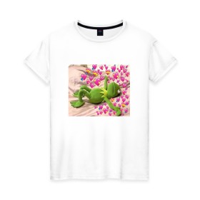 Женская футболка хлопок с принтом Кермит и сердечки в Тюмени, 100% хлопок | прямой крой, круглый вырез горловины, длина до линии бедер, слегка спущенное плечо | интернет мем | кермит | любовь | мем | персонаж | прикол | сердечки | сердца | улица сезам
