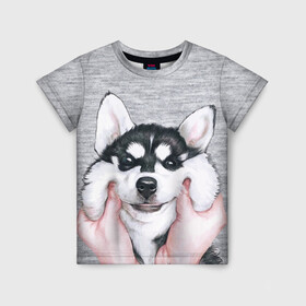 Детская футболка 3D с принтом Хаски в Тюмени, 100% гипоаллергенный полиэфир | прямой крой, круглый вырез горловины, длина до линии бедер, чуть спущенное плечо, ткань немного тянется | гладить собаку | животные | пёс | пёсики | серый фон | сибирский хаски | собаки | хаски