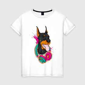 Женская футболка хлопок с принтом Доберман меломан в Тюмени, 100% хлопок | прямой крой, круглый вырез горловины, длина до линии бедер, слегка спущенное плечо | доберман | животное | меломан | музыка | наушники | собака | хипстер