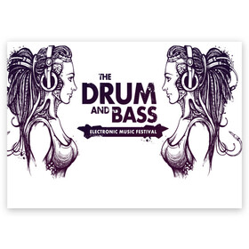 Поздравительная открытка с принтом Девушки Drum and Bass в Тюмени, 100% бумага | плотность бумаги 280 г/м2, матовая, на обратной стороне линовка и место для марки
 | drum | андроид | девушки | меломаны | музыка | набросок | наушники | рисунок | эскиз