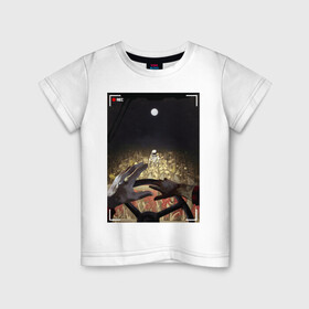 Детская футболка хлопок с принтом Странная Встреча в Тюмени, 100% хлопок | круглый вырез горловины, полуприлегающий силуэт, длина до линии бедер | астронавт | камера | комбайн | космонавт | космос | ночь | подсолнухи | поле | руки