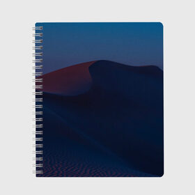 Тетрадь с принтом Ночная пустыня дюна на рассвете в Тюмени, 100% бумага | 48 листов, плотность листов — 60 г/м2, плотность картонной обложки — 250 г/м2. Листы скреплены сбоку удобной пружинной спиралью. Уголки страниц и обложки скругленные. Цвет линий — светло-серый
 | Тематика изображения на принте: desert | dune | night | sunrise | sunset | барханы | дюна | закат | ночь | песок | пустыня | рассвет